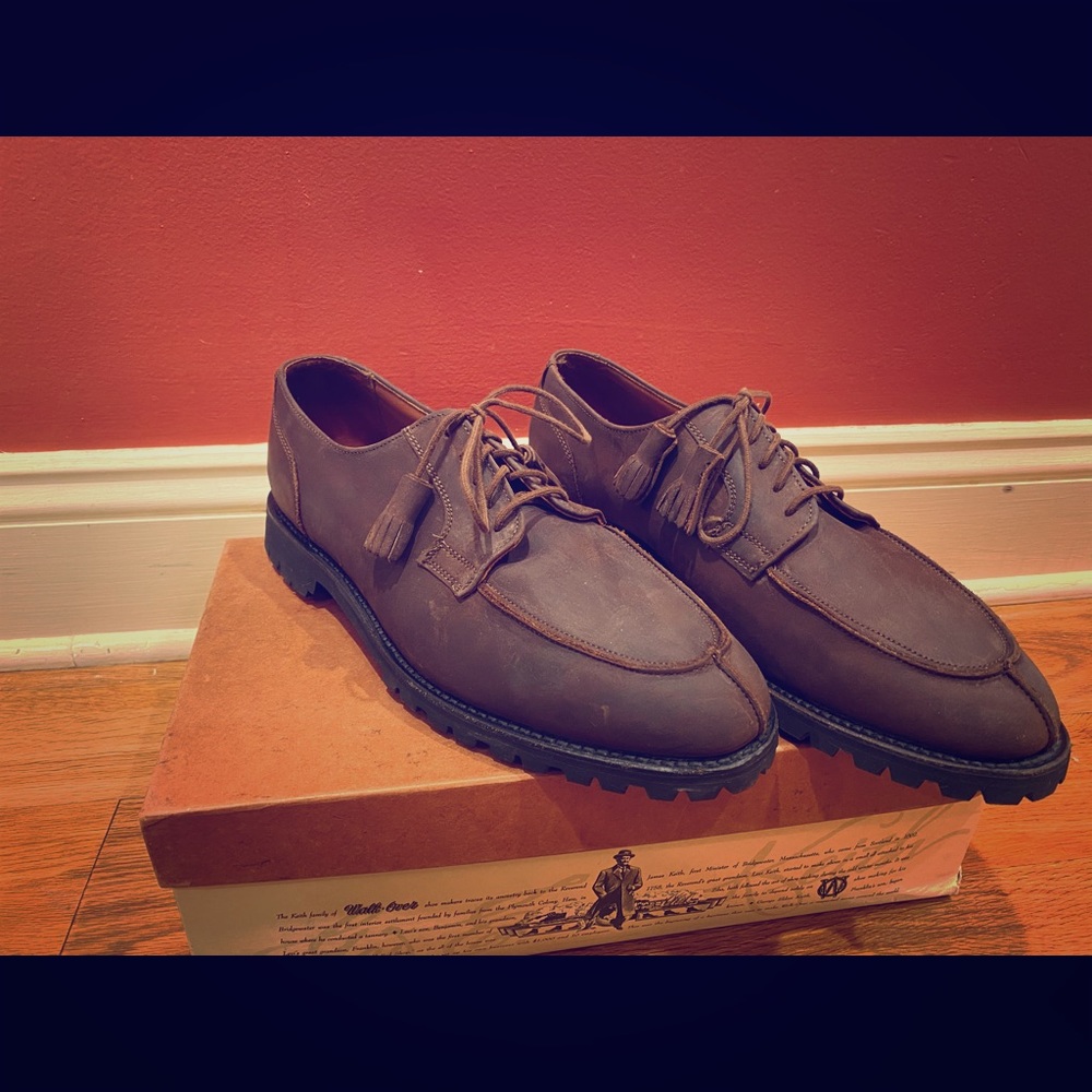 Walk-Over brown leather loafers